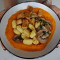 Recette : Assiette de gnocchi, purée de butternut, champignons et tofu