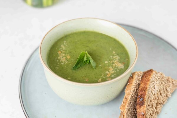 SOUPE FROIDE COURGETTE ET MENTHE