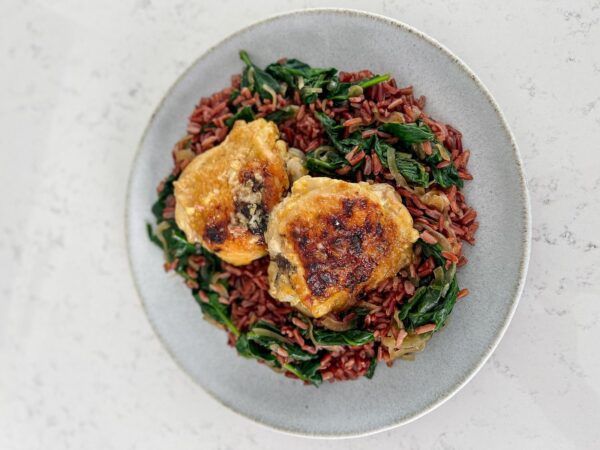 Poulet au citron, épinards sautés et riz complet